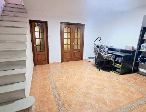 Chalet adosado en venta en  San Cristóbal , Ronda photo 4