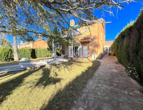 Chalet independiente en venta en , San Antonio de Benagéber photo 4