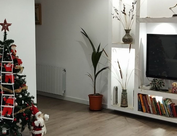 Piso en venta en Tresols, 35, Gavà photo 1