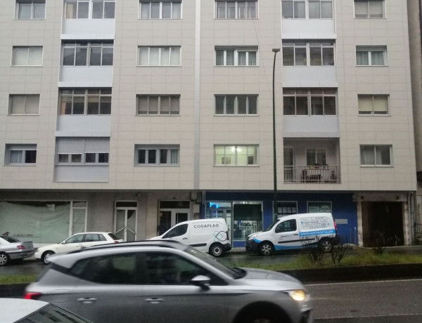 Piso en venta en  Avenida Rosalía de Castro, Ames photo 2