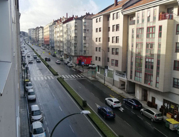 Piso en venta en  Avenida Rosalía de Castro, Ames photo 3