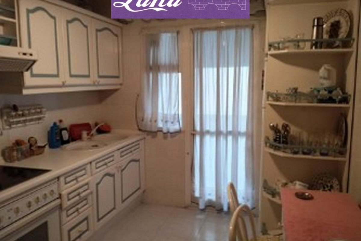Venta de piso en Avenida Pérez Colino, Ponferrada
 photo 3