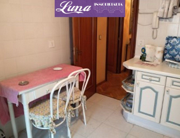 Piso en venta en  Avenida Pérez Colino, Ponferrada photo 4