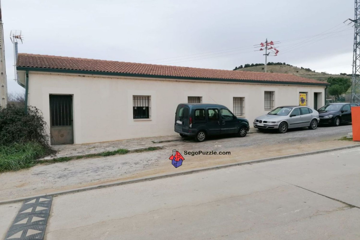 Участок земли на продажу в Сеговия, Сеговия photo 1