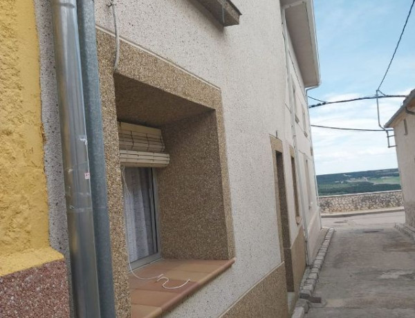 Chalet adosado en venta en , Portillo thumbnail 1