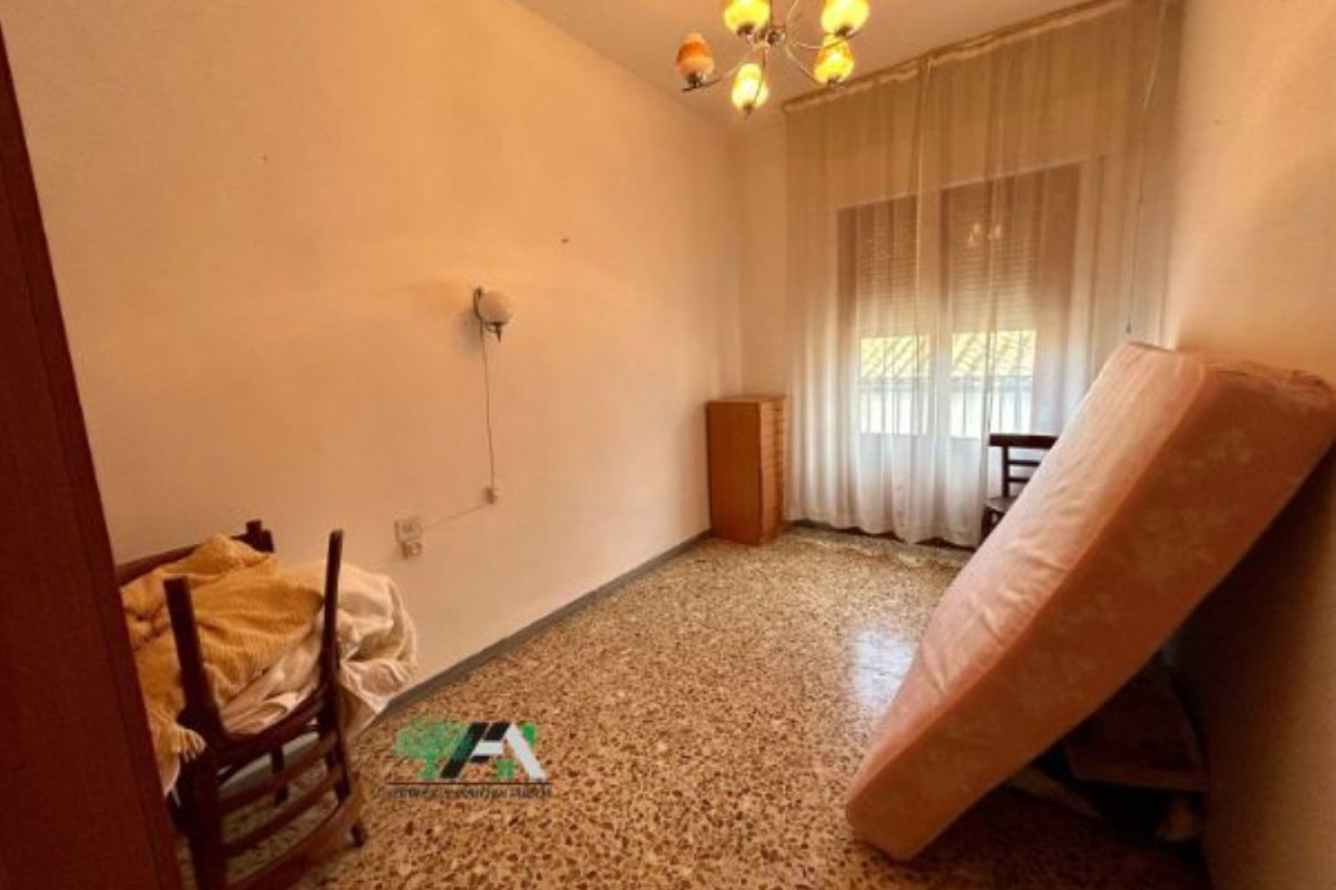 Venta de chalet adosado en , Baeza photo 2