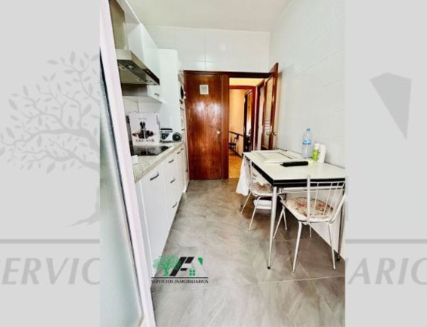 Таунхаус на продажу в , Baeza photo 3