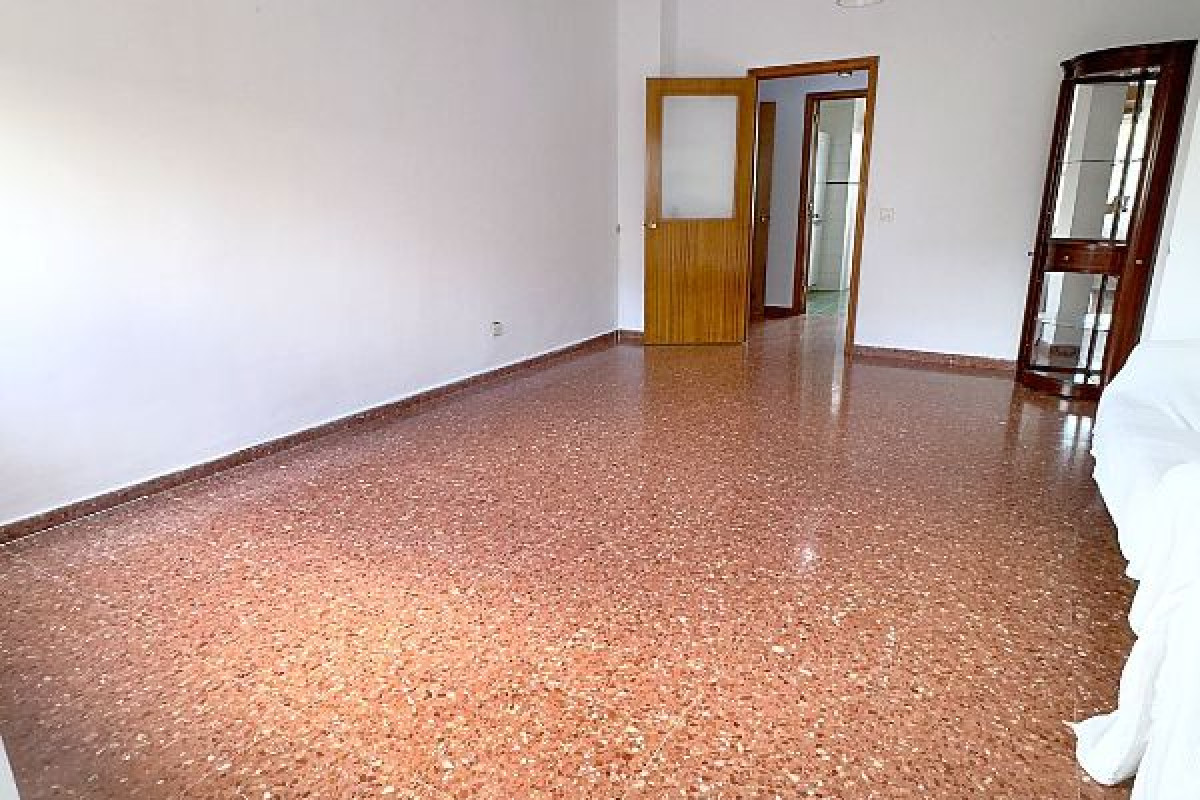 Продажа квартиры на PRIMERO DE MAYO, Лас-Пальмас-де-Гран-Канария
photo 1