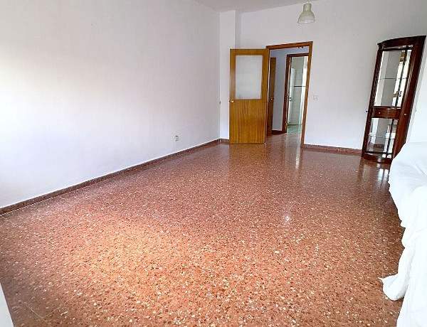 Продажа квартиры в PRIMERO DE MAYO, Las Palmas de Gran Canaria photo 1