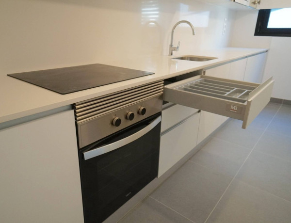 Piso en venta en  Ciudad Alta , Las Palmas de Gran Canaria photo 1