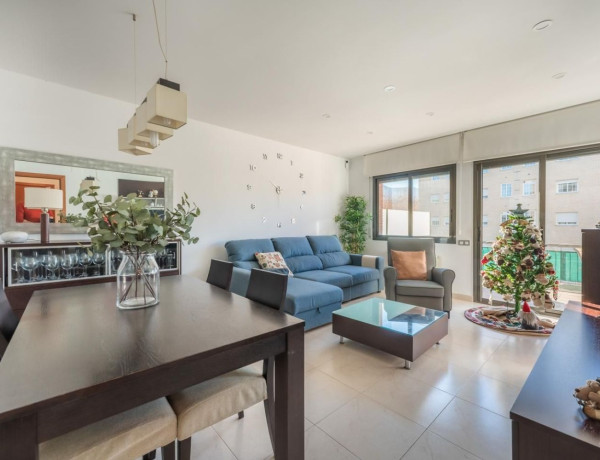 Bajo en venta en , Montornès del Vallès photo 1