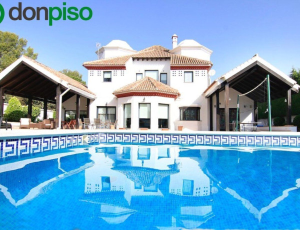 Chalet independiente en venta en , Albolote photo 1