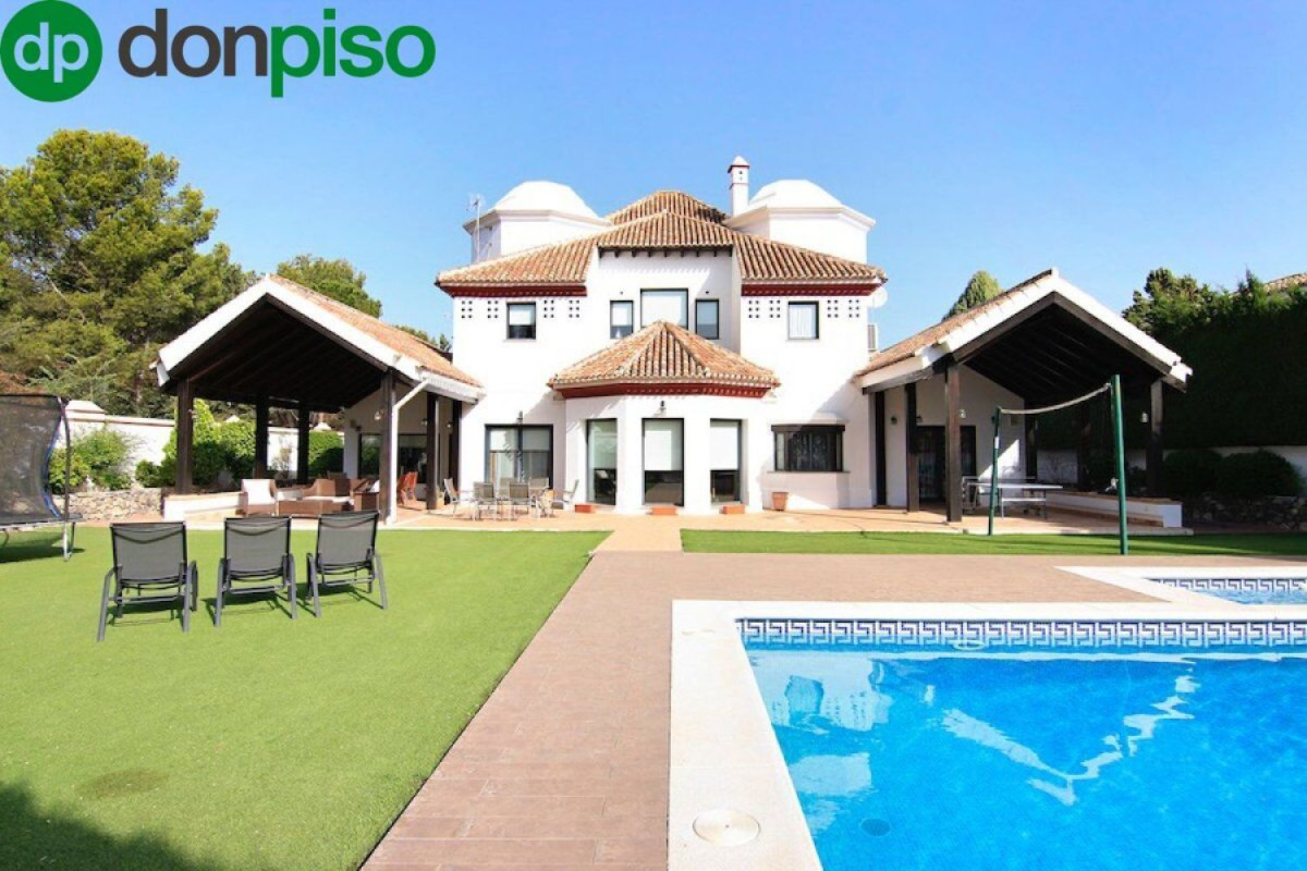 Casa o chalet independiente en venta en paseo del Arte, Albolote
 photo 3