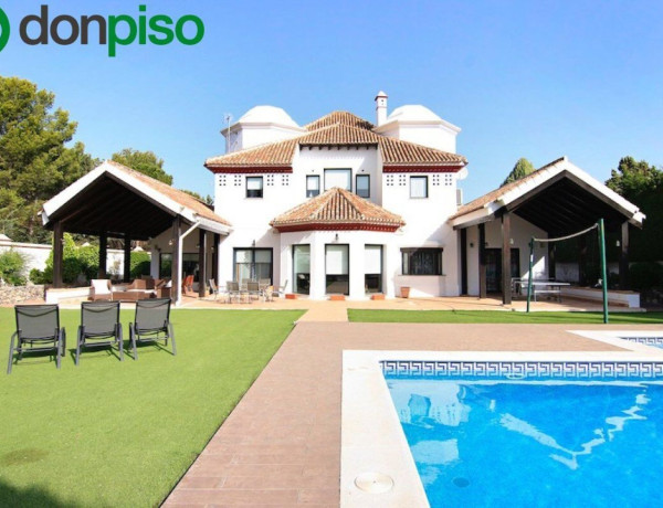 Chalet independiente en venta en , Albolote photo 3