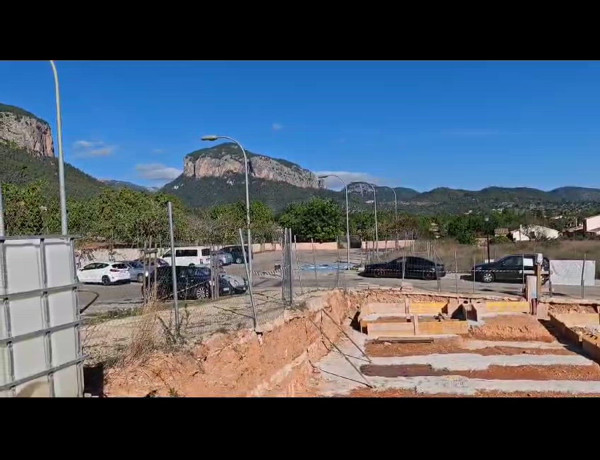 Detached villa for sale in , Alaró thumbnail 1