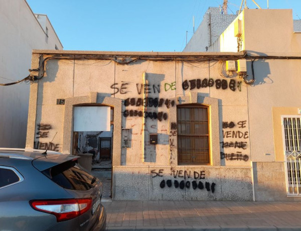 Semi-detached house for sale in Calle Pilones, 75 , Almería photo 1