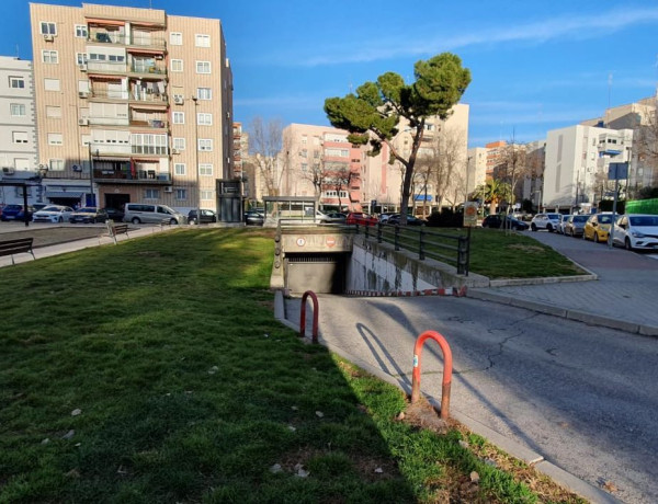 Продается гараж по адресу  Calle Río de Janeiro, 1 , Móstoles photo 1