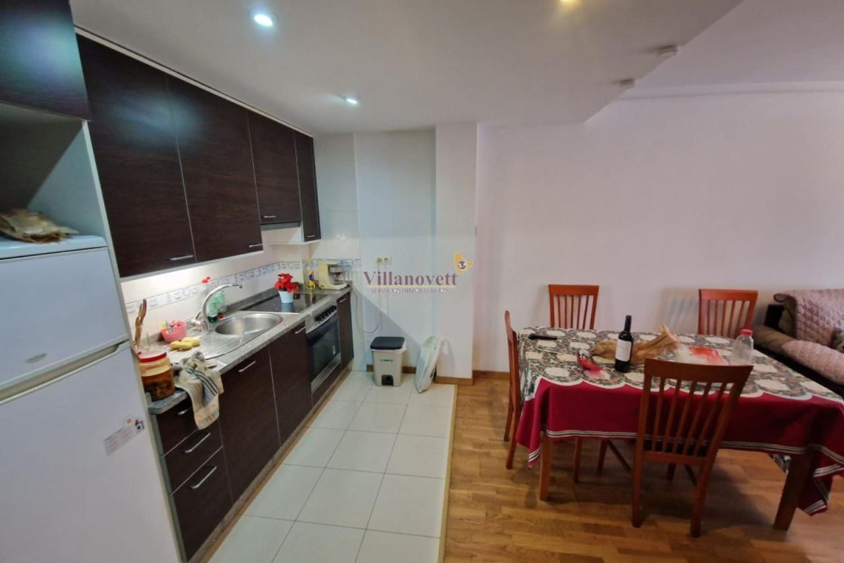 Sale of apartment in Urban center, Vigo
 photo 3
