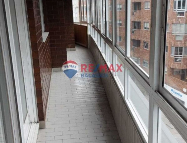 Apartment for sale in Calle López Mora, Vigo thumbnail 2