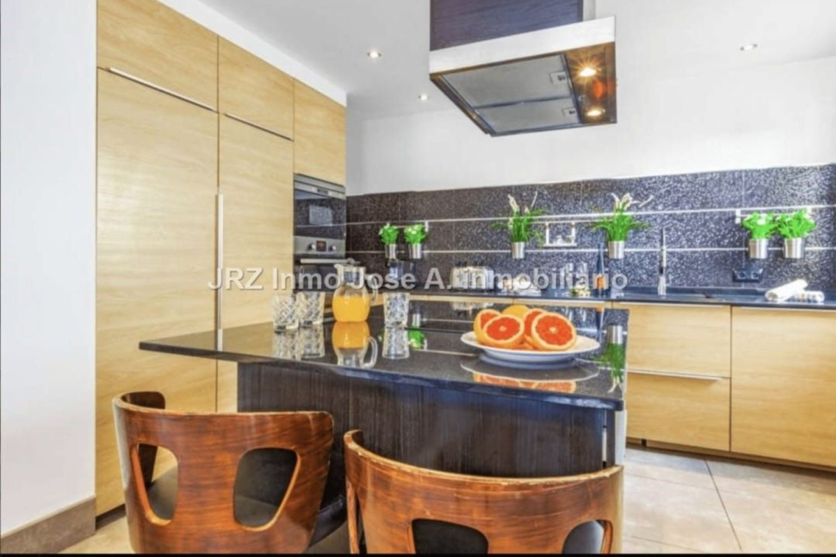 Sale of townhouse in  Urb. Montaña Roja , Yaiza photo 3