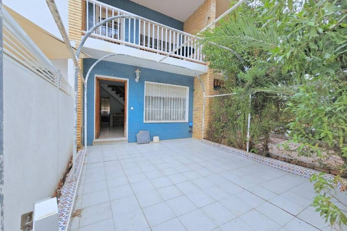 Продажа квартиры на Calle los Madrazos, Картахена
photo 1