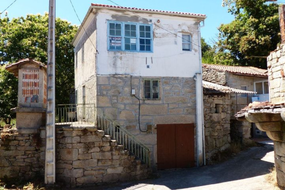 Propiedades en venta y alquiler en España photo 1