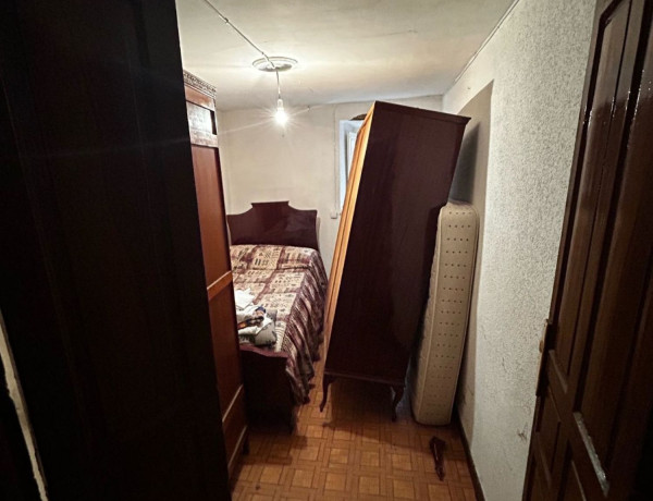 Chalet adosado en venta en , Reinosa thumbnail 1