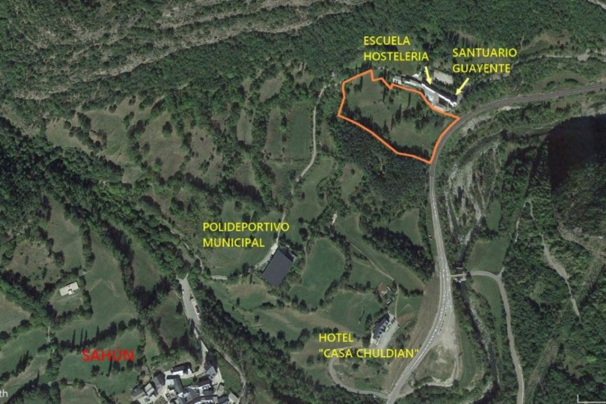 Terreno en venta en Sahun, Huesca photo 5
