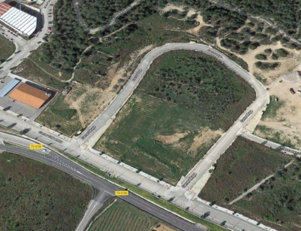 Terreno en venta en Mas Romeu photo 4