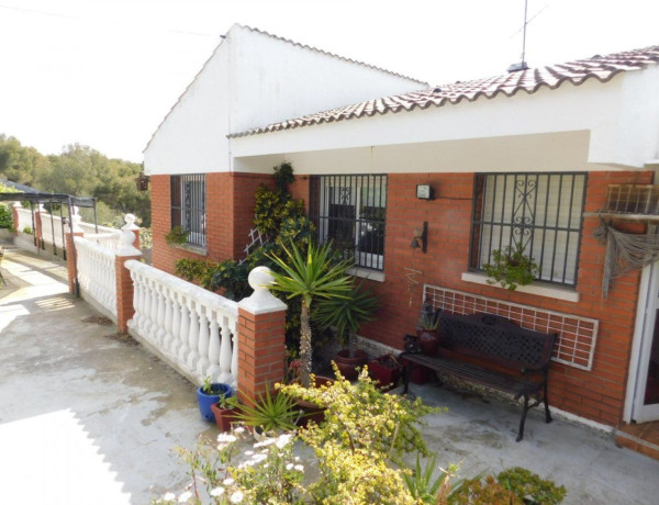 Коттедж на продажу в  Costa Cunit - Els Jardins - Els Rosers , Cunit photo 3
