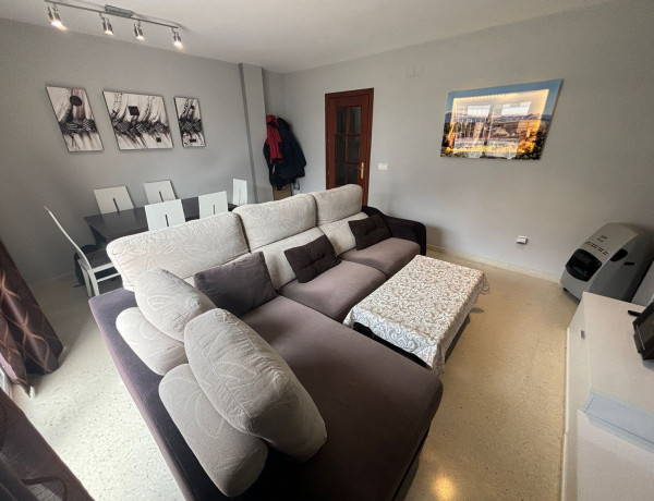 Chalet adosado en venta en , Loja photo 1