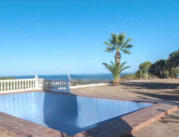 Rustic property for sale in  Altos de Estepona , Estepona photo 2