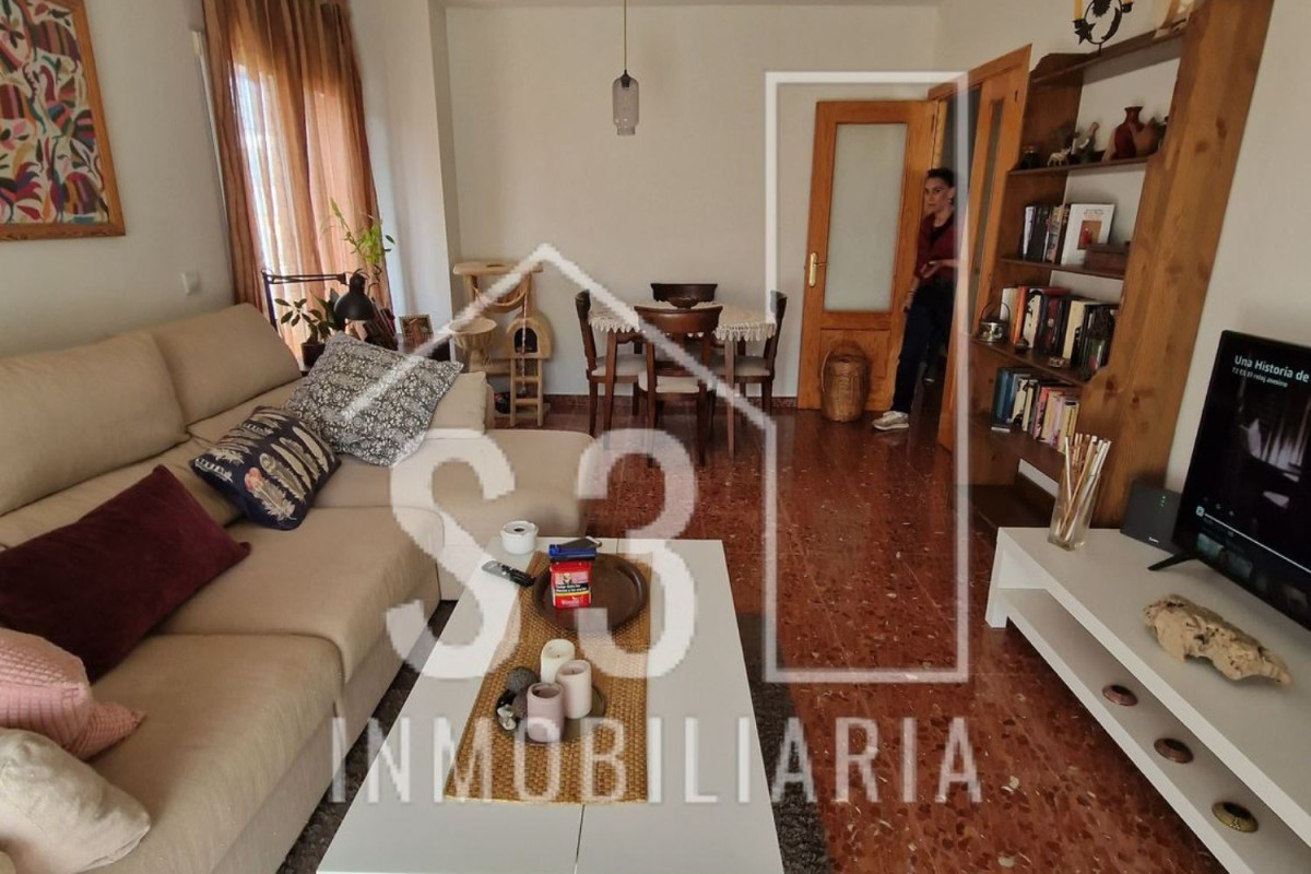 Venta de bajo en Calle Campo de Borja, 34, Torre del Mar
photo 5