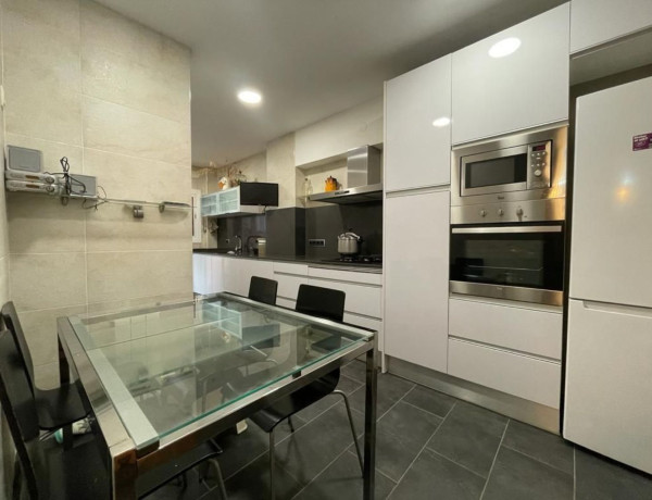 Piso en venta en  Avenida de Severo Ochoa, Hospitalet de Llobregat photo 3