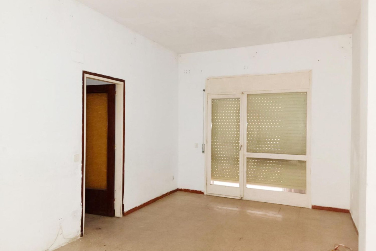 Продажа квартиры на Calle Fortià, Фигерас
 photo 4