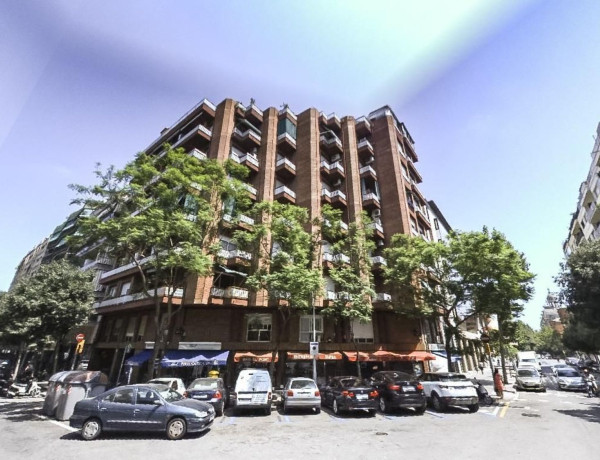 Продается гараж по адресу  Calle d'Alí Bei, 32 , Barcelona photo 2