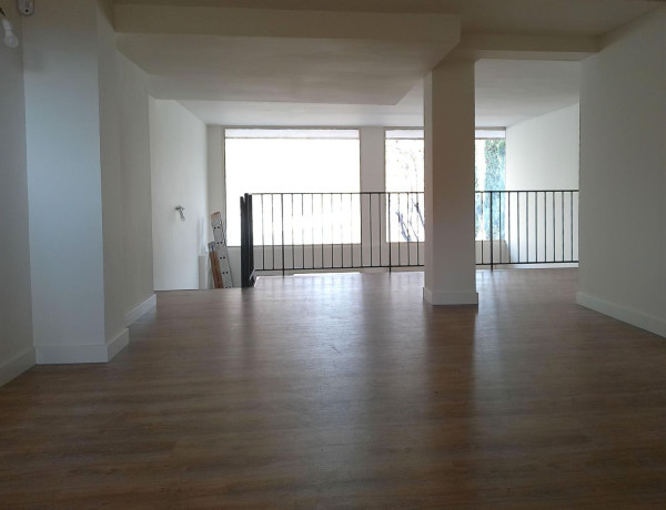 Продажа первого этажа в Calle de Prat de la Riba, Castellar del Vallès thumbnail 1