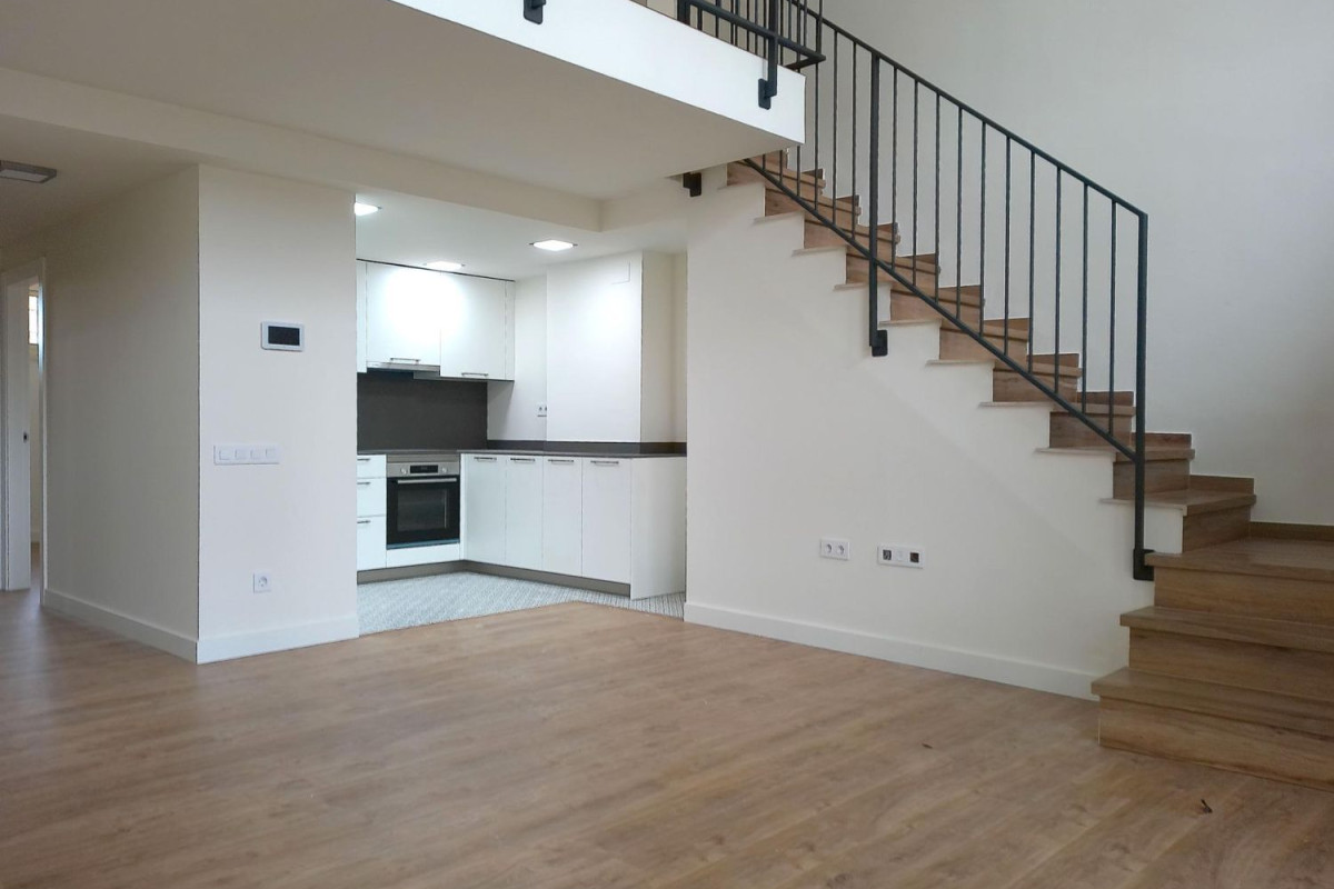 Продажа квартиры на Calle de Prat de la Riba, Кастельяр-дель-Вальес
 photo 3