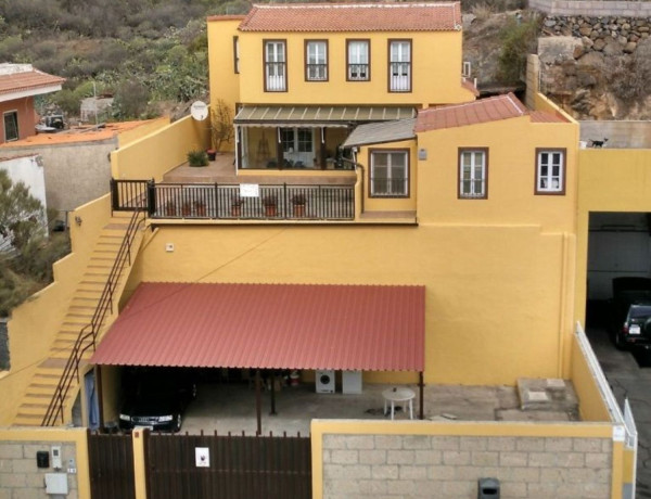 Chalet independiente en venta en  Carretera general del Sur, San Miguel de Abona photo 2