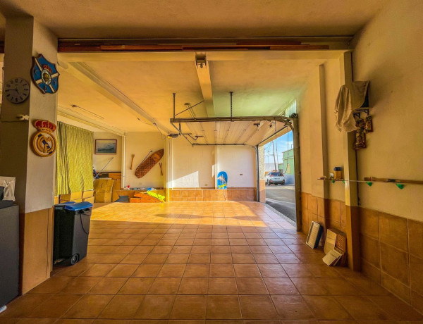 Chalet adosado en venta en Calle Paraíso, 9 , Santiago del Teide thumbnail 2