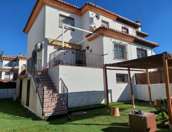 Chalet adosado en venta en , Jun photo 1