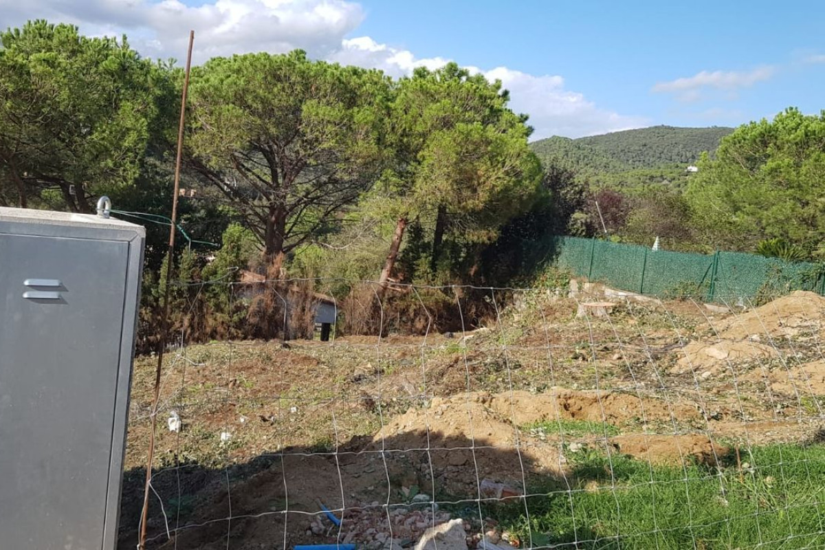 Działka na sprzedaż w Kalonge, Girona photo 3