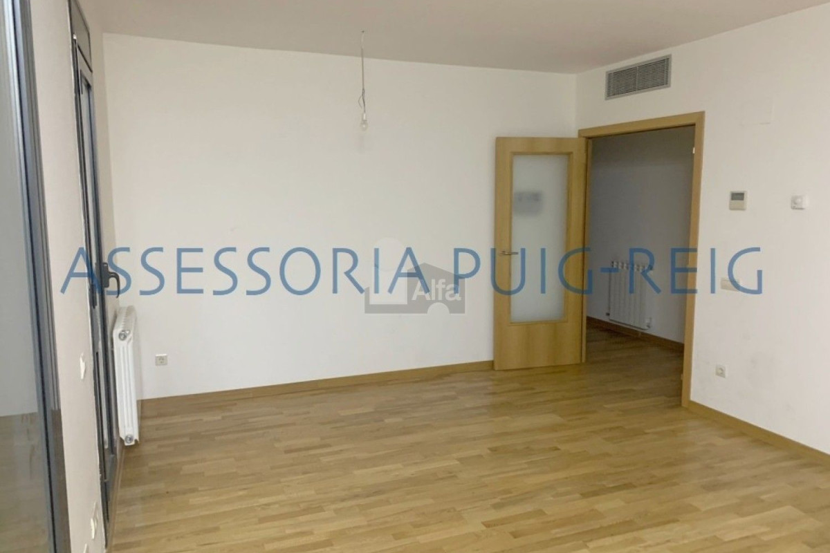 Sprzedaż mieszkania w Ctra. Santpedor - Bases de Manresa, Manresa
photo 2
