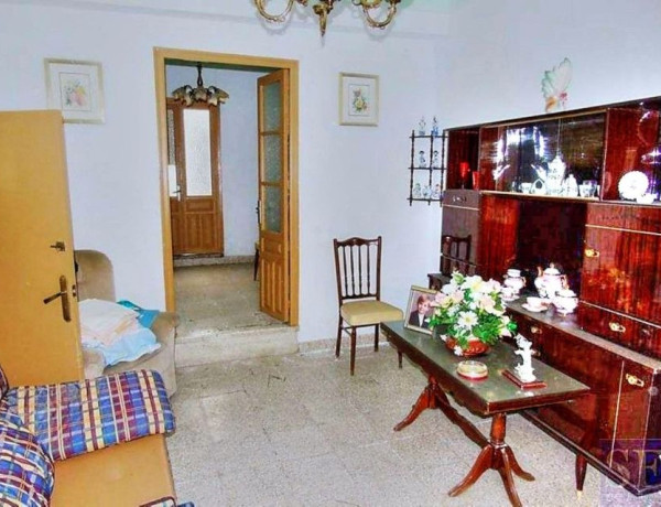 Casa de pueblo en venta en Sayalonga photo 1