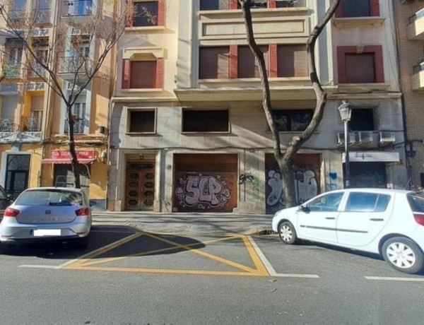 Piso en venta en Calle d'Albacete, València thumbnail 2