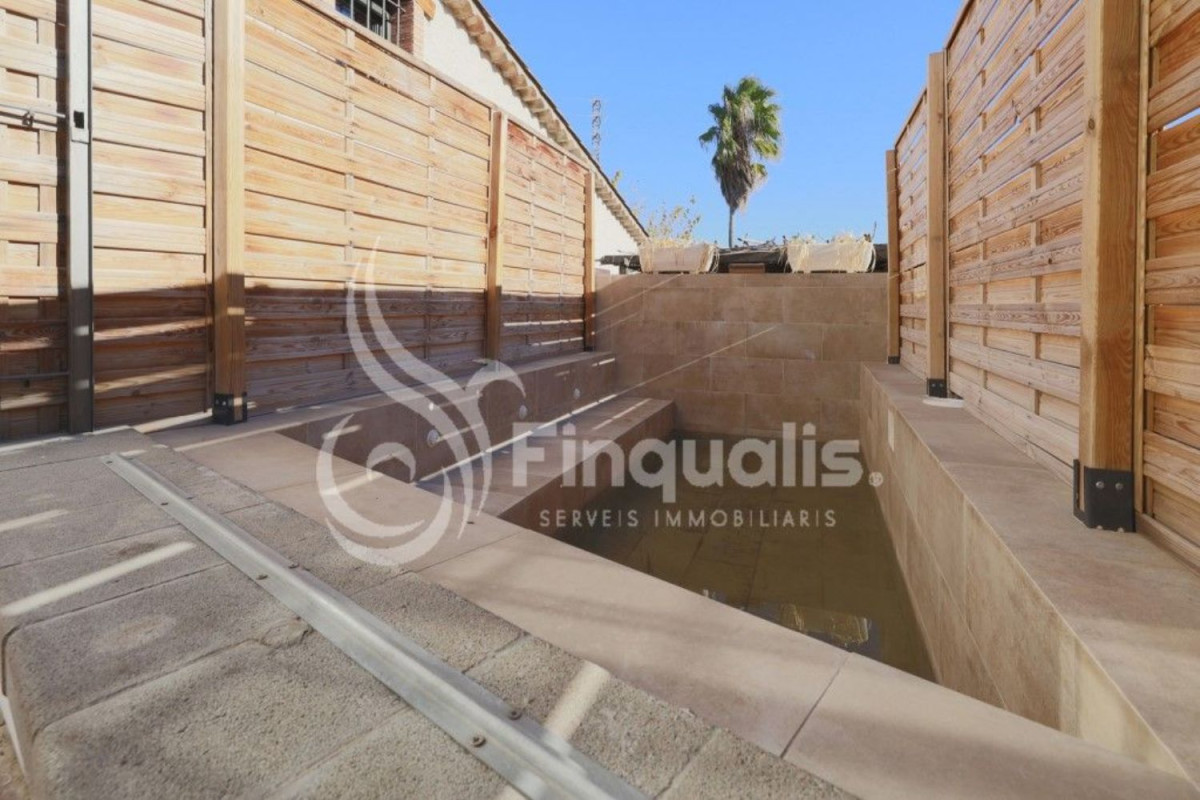 Venta de chalet adosado en , Santa Eulàlia de Ronçana photo 4