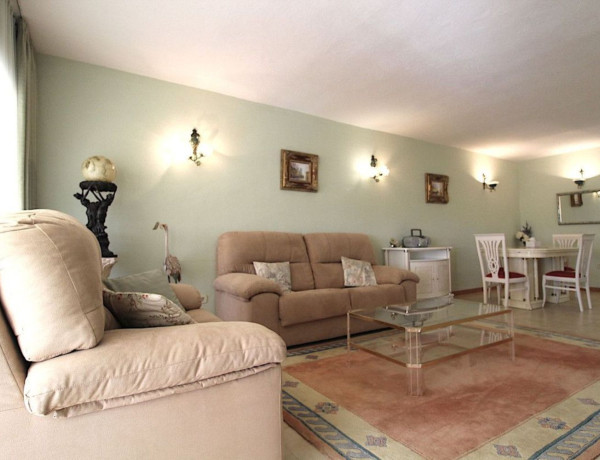 Piso en venta en  Avenida Pernet, Estepona photo 4