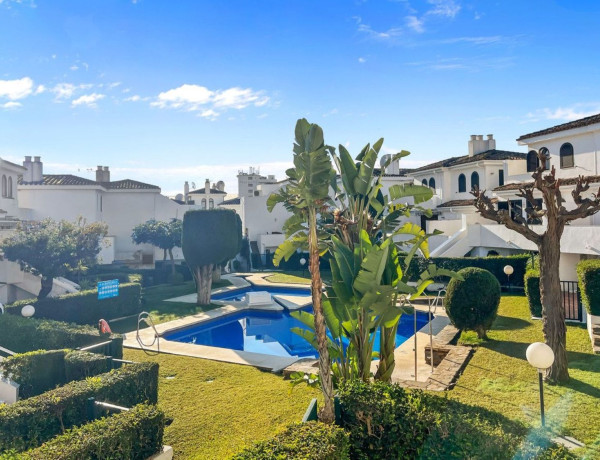 Chalet adosado en venta en URB. ABAYALDE , Estepona thumbnail 1