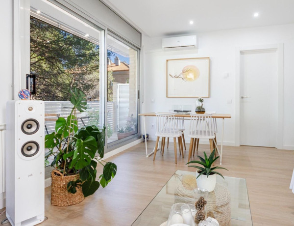 Piso en venta en Els Canyars , Castelldefels thumbnail 1