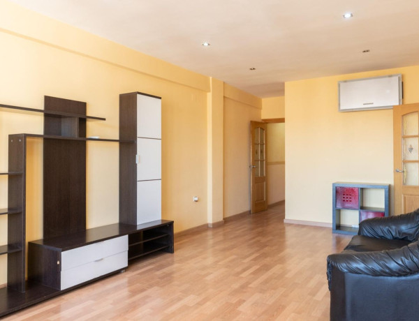Piso en venta en Playa Granada , Motril thumbnail 2